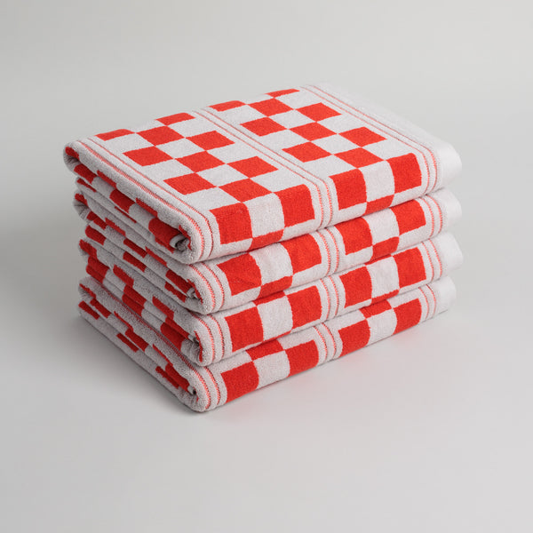 BUSBY POOL TOWEL
cloud & ranch red