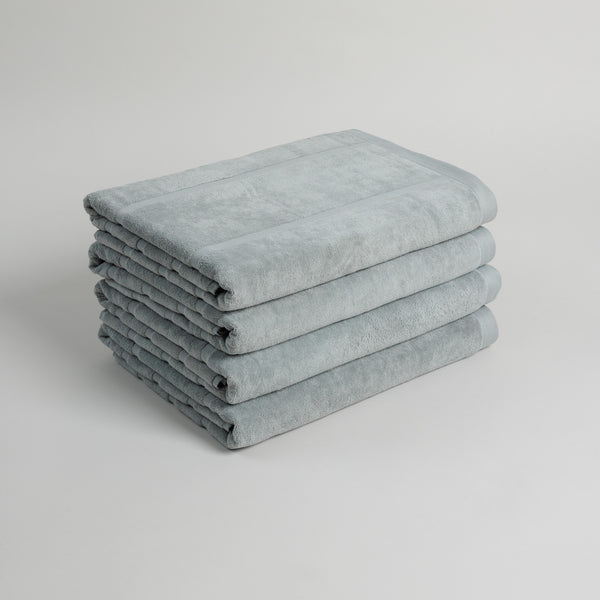 WOODFORD POOL TOWEL
cement