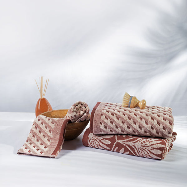 Classic Tranquil Blossoms Towel Set, Harvey|550 GSM Cotton