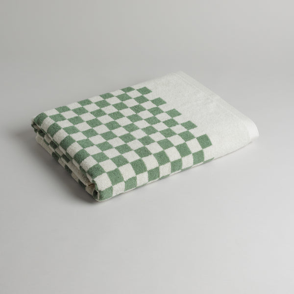 ROMAN POOL TOWEL
sage & chalk