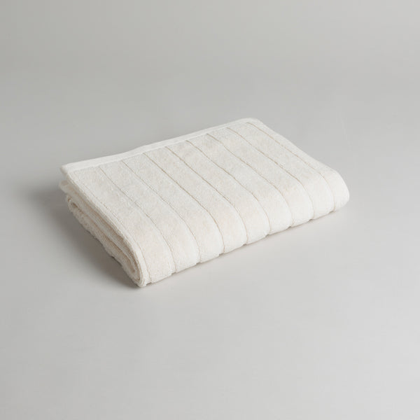 ST CLAIR BATH TOWEL
ivory