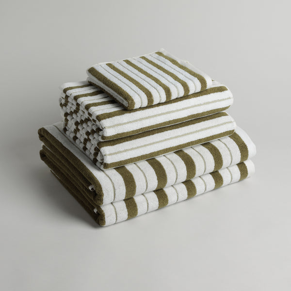 CLASSIC BATHING SET 19
caper & chalk