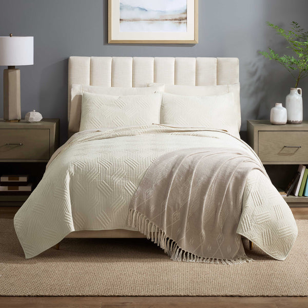 Martex Arcadia Enya All Ivory Throw