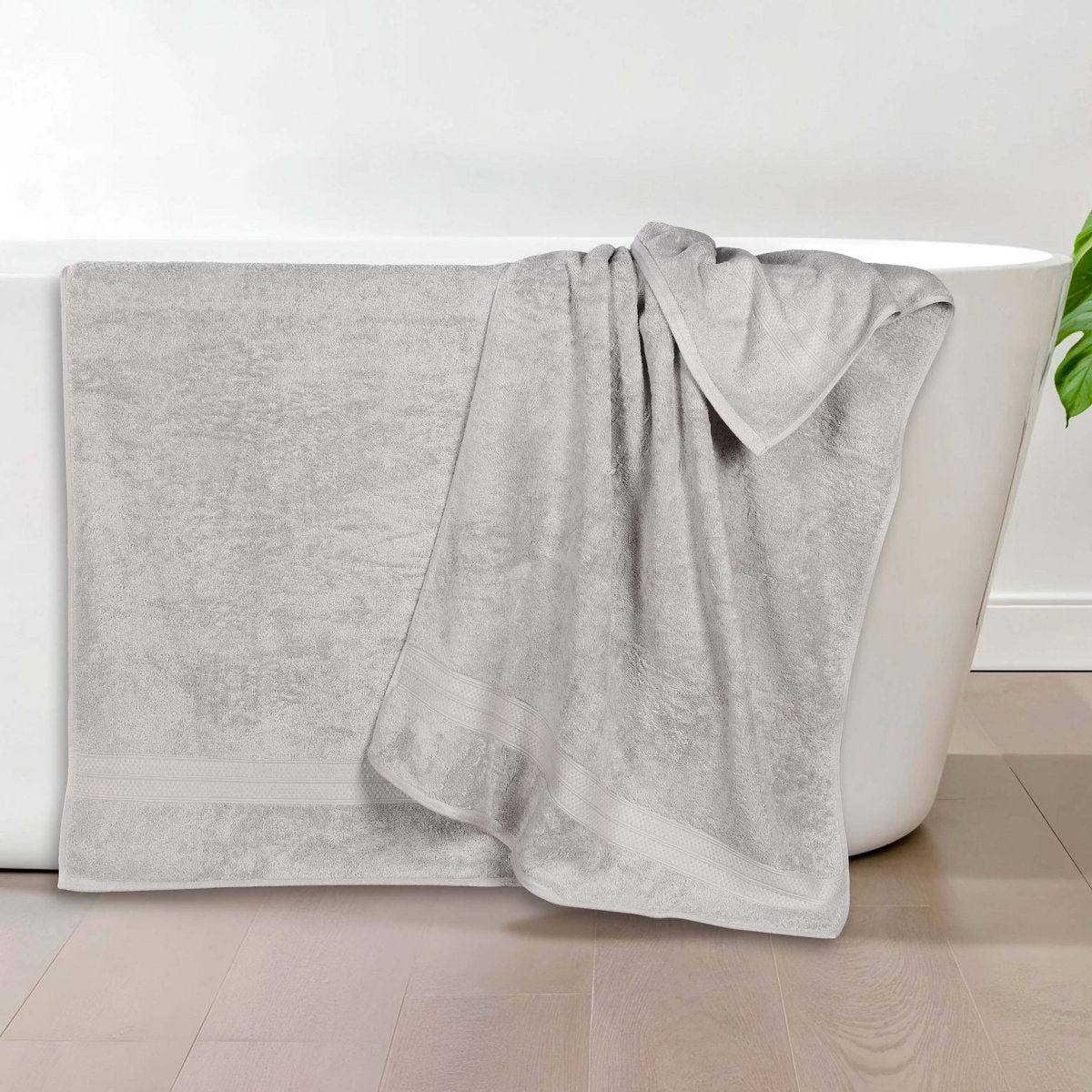 Nolhan Rayon from Bamboo Cotton Blend Bath Towels (Set of 2)