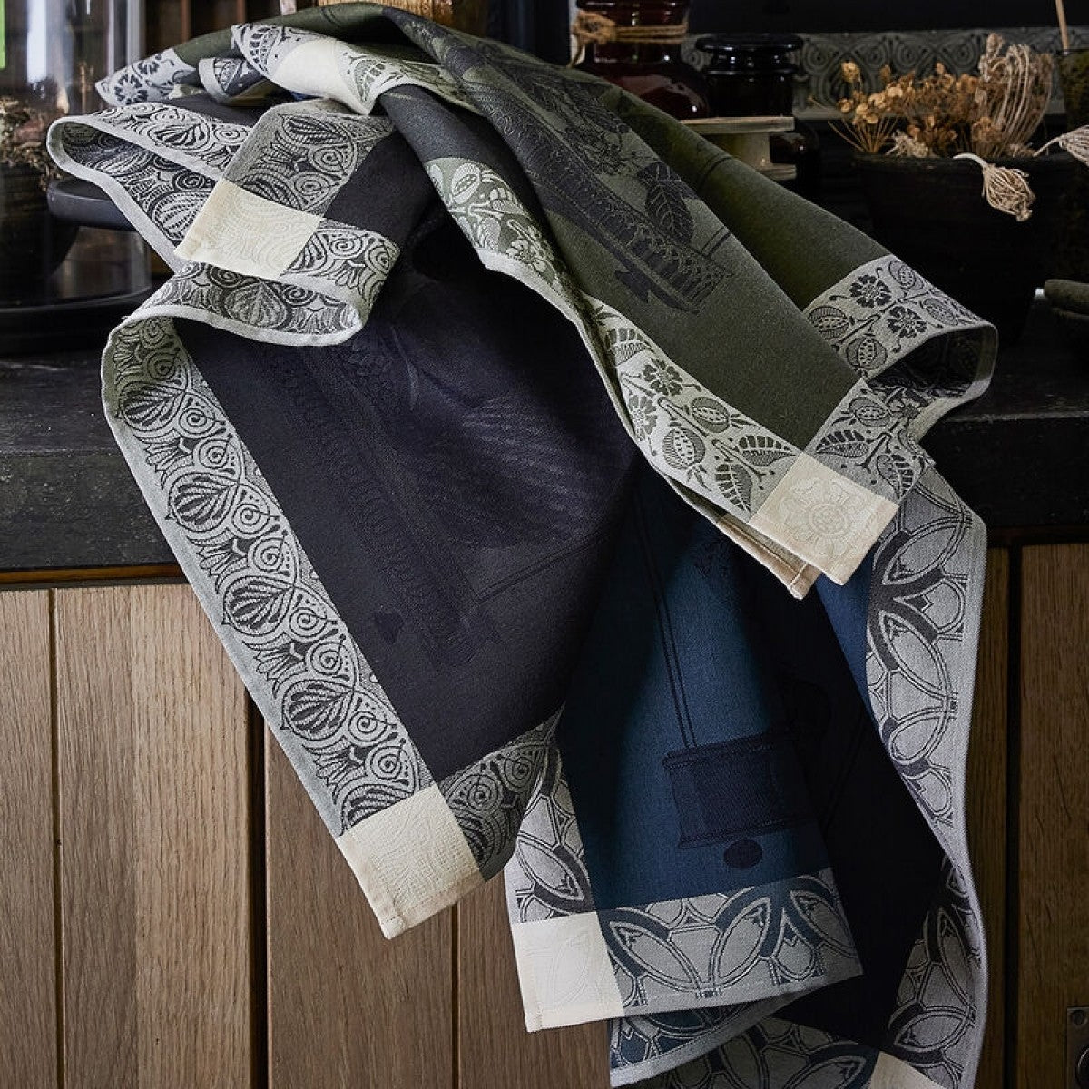 Le Jacquard Francais Curiosities Tea Towel