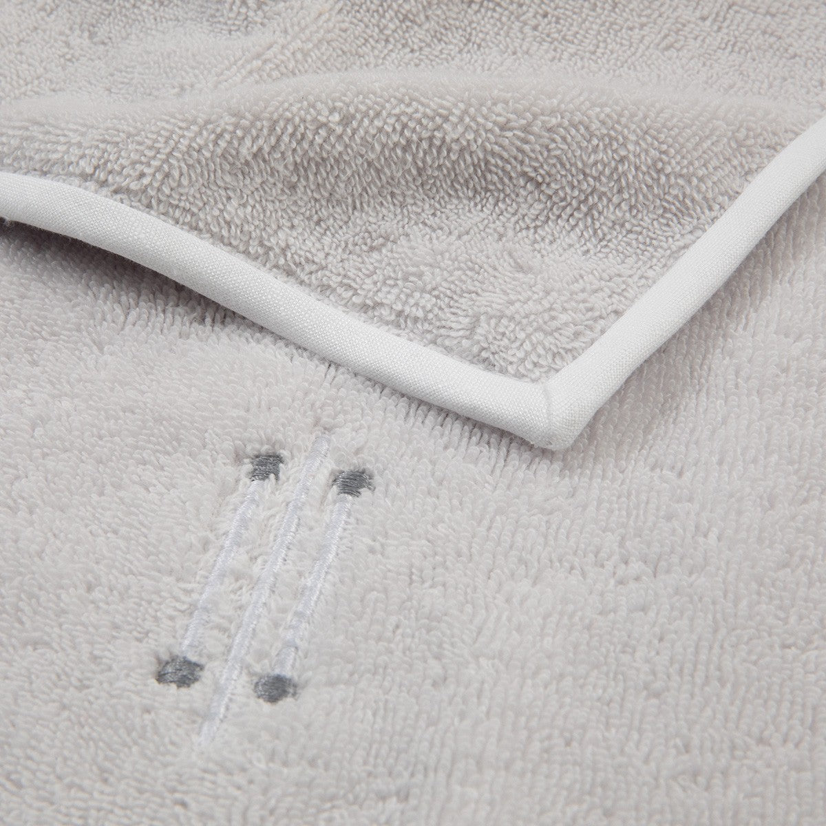 Yves Delorme Couture Piano Towels