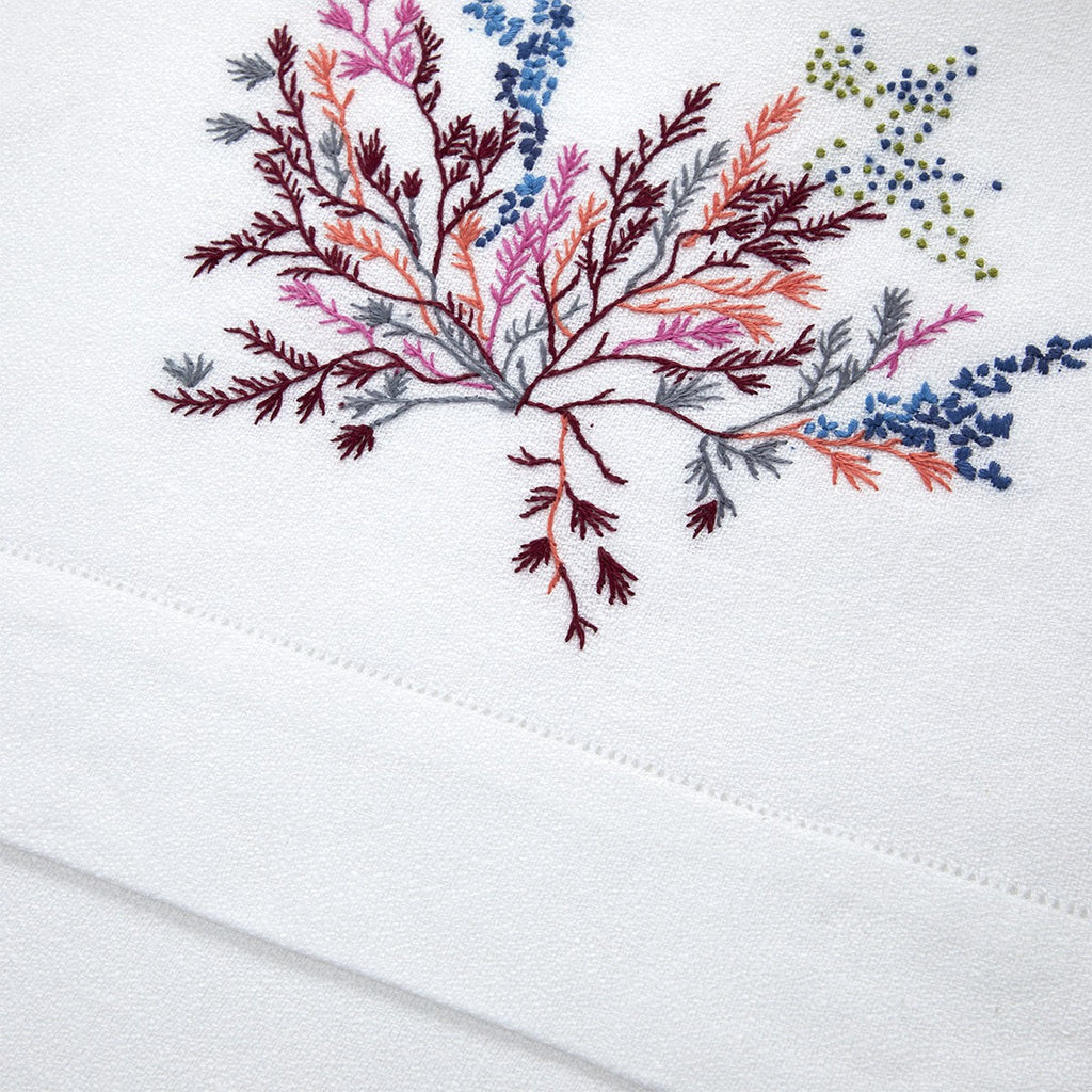 Yves Delorme Couture Naades Fingertip Towel