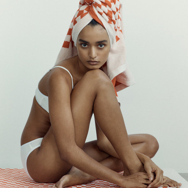 CLASSIC BATHING SET 18
paloma sun & ecru