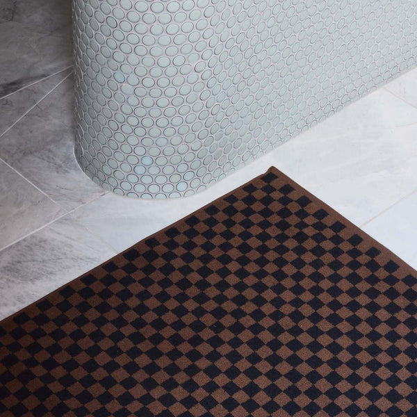 ESSENTIAL BATHROOM SET 04
tabac & noir
