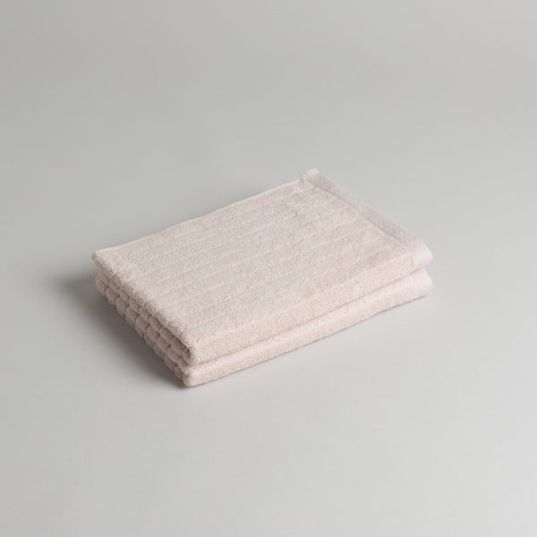 CLOVELLY HAND TOWEL
clay