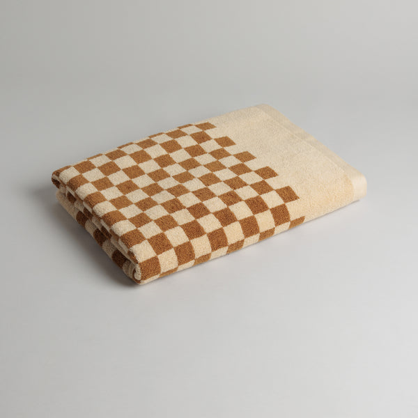 ROMAN POOL TOWEL
cedar & sand