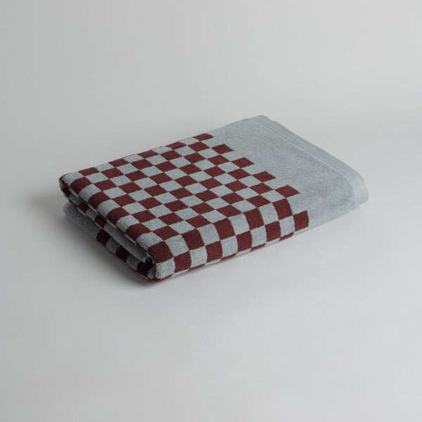 ROMAN POOL TOWEL
cement & rhus