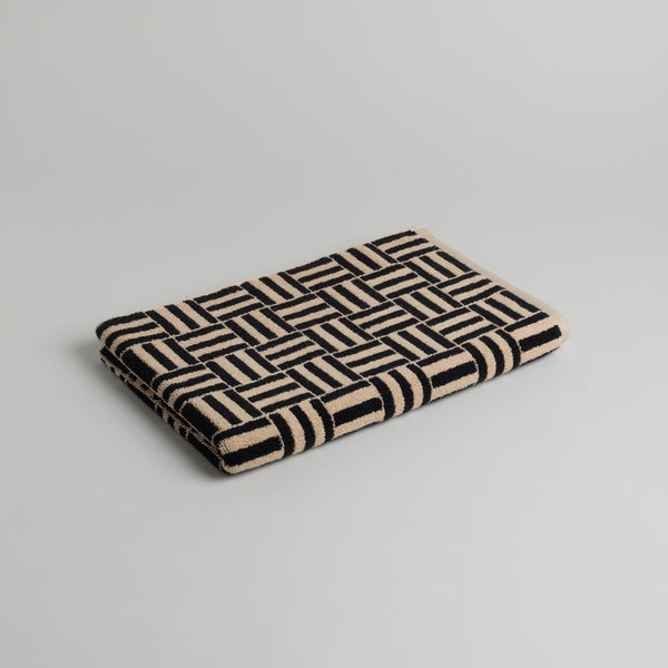 SAROMA BATH MAT
sand & noir