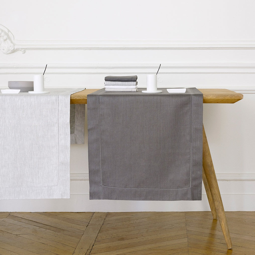 Yves Delorme Liso Table Runner